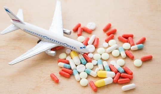 Trẻ nhỏ đi chơi xa, những loại thuốc cha mẹ nên chuẩn bị