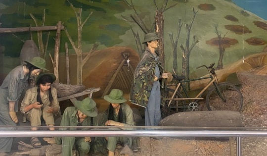 Kỷ vật tái hiện một thời hoa lửa nơi 10 nữ anh hùng hy sinh