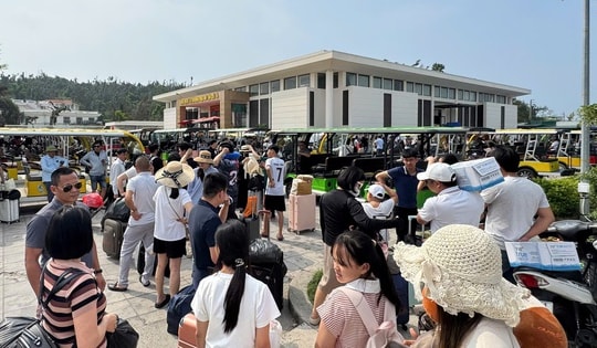 Hai ngày đầu nghỉ lễ, Quảng Ninh thu hơn 1.300 tỉ đồng từ du lịch