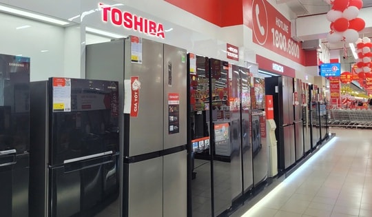 Chấp nhận giá đắt đỏ, người tiêu dùng vẫn tìm mua hàng điện lạnh thông minh