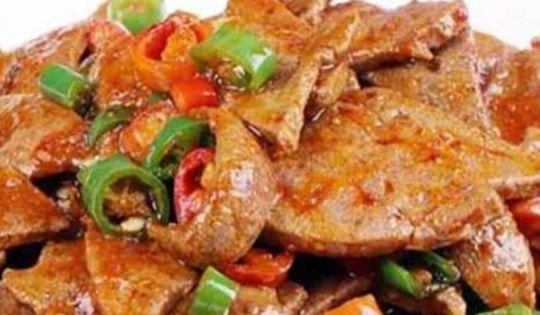 5 người trong một gia đình đều mắc viêm gan E thừa nhận mắc sai lầm khi chế biến món ăn theo cách này