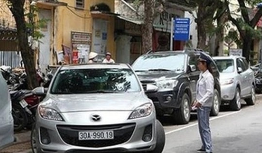 Quy định về việc dừng xe, đỗ xe bạn cần biết