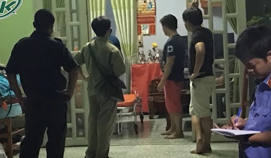 Gã 'giang hồ' vừa ra tù rút dao đâm người nhà nguy kịch sau cuộc nhậu