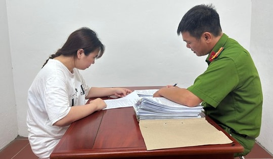 Nhờ làm hồ sơ du học cho con trai, người phụ nữ bị lừa gần 500 triệu đồng