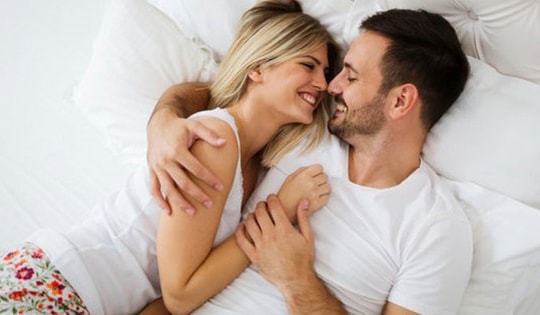 Tại sao quan hệ xong lại bủn rủn chân tay, nguyên nhân và cách xử lý