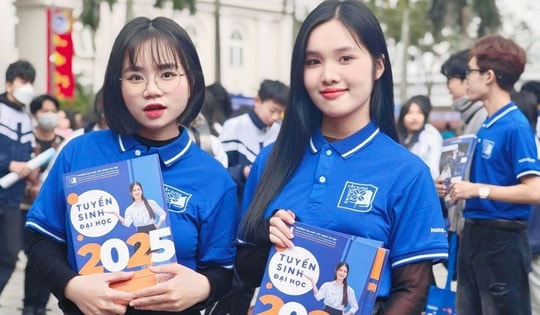 Tuyển sinh đại học 2025: Thêm tổ hợp, rộng cửa vào giảng đường cho học sinh