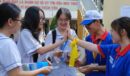 'Tiếp sức mùa thi' giúp thí sinh thi cử nhẹ nhàng, bớt áp lực