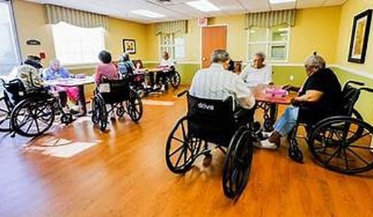 Báo động tỷ lệ nhiễm khuẩn trong cơ sở chăm sóc dài hạn tại châu Âu