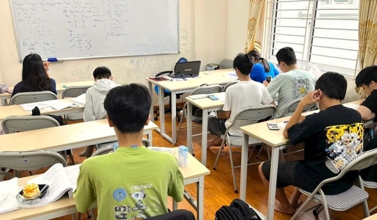 Thêm tỉnh cấm dạy thêm sau 22 giờ và ngày nghỉ