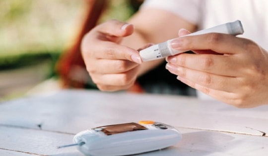 Nắng nóng, 3 việc người bệnh tiểu đường nên làm để ổn định đường huyết, phòng ngừa biến chứng