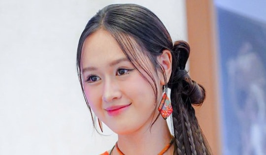 Vợ diễn viên Anh Đức: 'Tôi không nói chuyện với ai trên phim trường'