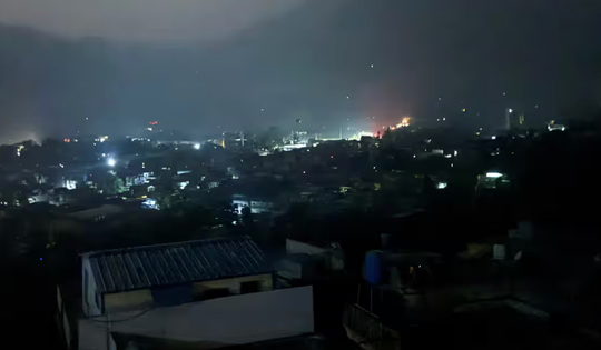 Ấn Độ tấn công quân sự vào 9 địa điểm ở Pakistan, Islamabad tuyên bố đáp trả mạnh mẽ