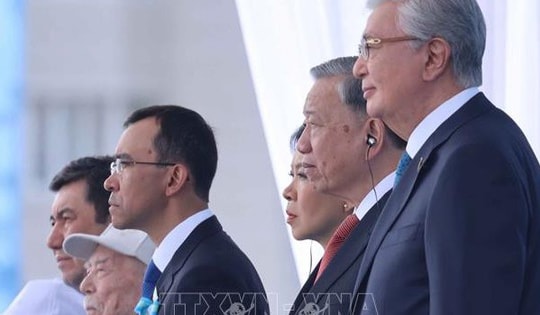 Tổng Bí thư Tô Lâm dự Lễ duyệt binh Kỷ niệm 80 năm Ngày Chiến thắng phát xít tại Kazakhstan