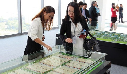 Biệt thự, liền kề Hà Nội dưới 20 tỷ đồng trở nên khan hiếm: Giới nhà giàu đang đổ tiền vào đâu?