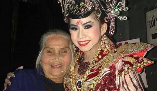 'Cô đào lẳng lơ gian ác' và cuộc đời đẫm nước mắt, tuổi U90 vất vả mưu sinh sống trong nhà trọ