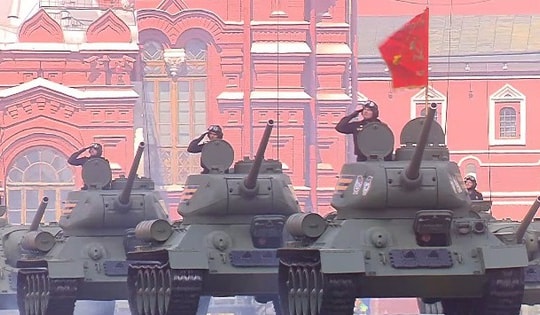 Nga phô diễn vũ khí hùng mạnh trong Lễ duyệt binh Ngày chiến thắng