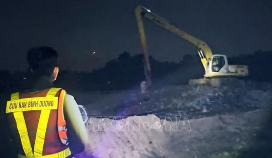 Bình Dương: Tìm thấy thi thể công nhân bị cuốn trôi mất tích sau mưa lớn