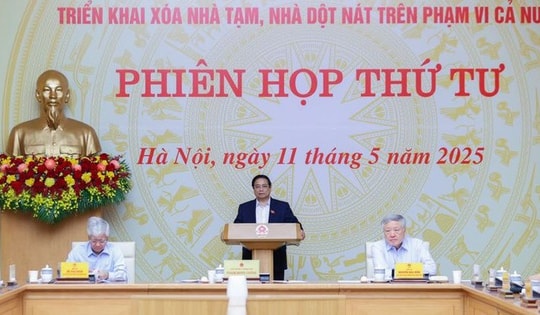 Thủ tướng: Dứt khoát không để người dân nào ở trong nhà tạm, nhà dột nát