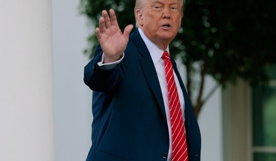 Tổng thống Trump lên tiếng sau đề xuất hòa đàm Ukraine của ông Putin