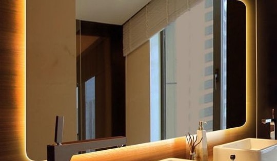 Những điều cần biết khi mua gương nhà tắm có đèn để không phải hối hận