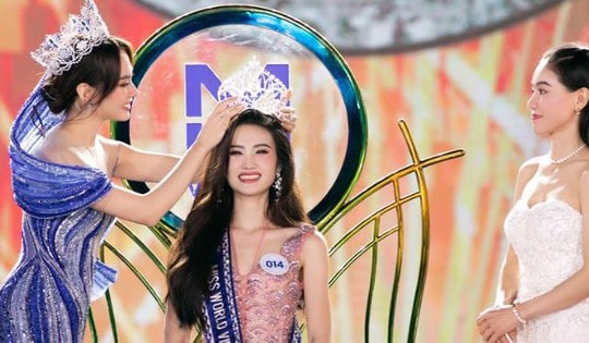 Hoa hậu từng có phát ngôn 'gây sốc', 2 năm sau 'lột  xác' ngoạn mục để dự cuộc thi sắc đẹp lớn nhất hành tinh