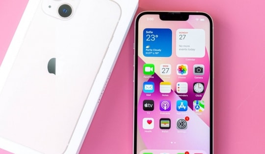 Giá iPhone 11, iPhone 12, iPhone 13 mới nhất giảm mức chưa từng có, chỉ từ 8 triệu đồng, xứng danh bộ 3 iPhone xịn, rẻ nhất Việt Nam