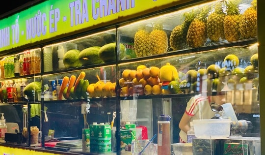 Nước trái cây giá rẻ ‘lên ngôi’ khi thời tiết vào hè