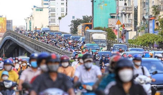 Quy chuẩn khí thải mới, ô tô nào bị cấm lưu hành ở Hà Nội và TP.HCM?