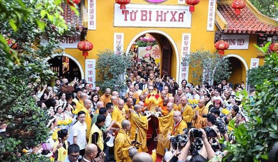 Cung nghênh xá lợi Đức Phật, Bảo vật Quốc gia Ấn Độ về Chùa Quán Sứ (Hà Nội)