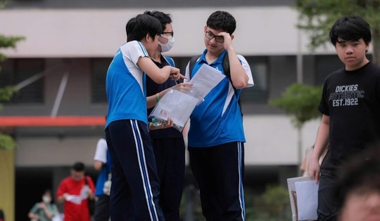 Các trường THPT chuyên của Hà Nội có số lượng học sinh đăng ký dự tuyển thế nào?