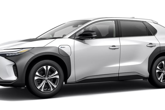 Toyota bZ4X đổi tên, cải tiến mạnh mẽ thiết kế và công nghệ