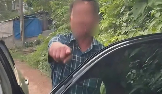 Chủ tịch huyện lên tiếng vụ cán bộ xã đánh nữ sinh ở Bắc Giang