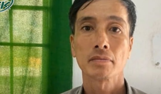 Bị 'xù' tiền lãi nhiều tháng, gã đàn ông vác dao chém con nợ giữa cuộc nhậu