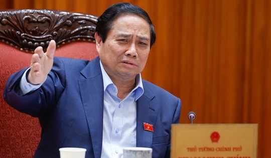 Thủ tướng: Các bộ trưởng đẩy mạnh phân cấp, phân quyền hơn nữa cho các địa phương