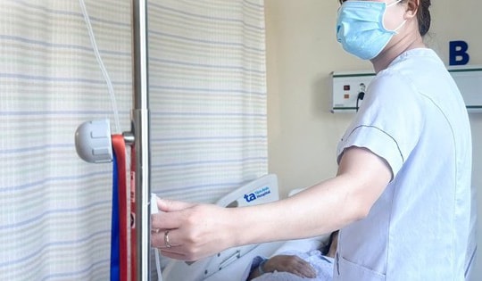 Người phụ nữ 60 tuổi phát hiện ung thư trực tràng từ dấu hiệu nhiều người Việt bỏ qua