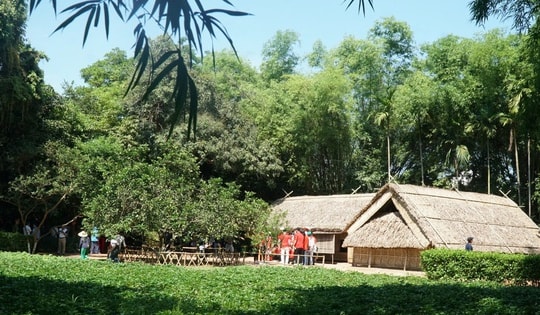 Tháng 5, về thăm làng Sen bồi hồi nhớ Bác