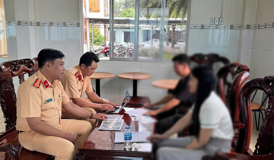 Bất ngờ với nhân thân người phụ nữ ‘đại náo đường phố’, đập kính ô tô