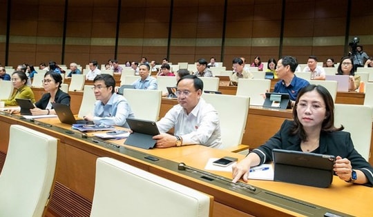 Quốc hội quyết: Bỏ thuế khoán, chấm dứt thu/nộp lệ phí môn bài từ 1/1/2026