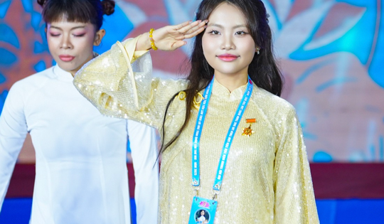 Nữ ca sĩ Gen Z nhận danh hiệu 'Thanh niên tiên tiến làm theo lời Bác'