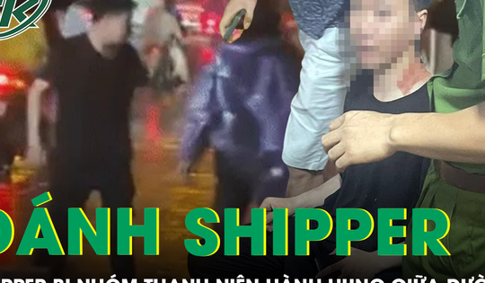 Bức xúc vụ shipper trẻ bị nhóm thanh niên lao vào hành hung giữa phố Hà Nội