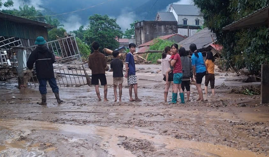Lũ quét và sạt lở trong đêm ở Bắc Kạn làm 4 người tử vong, nhiều người mất tích