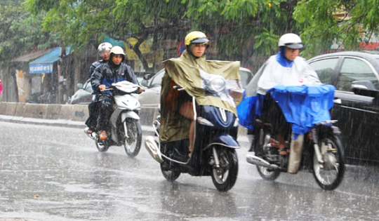 Tin sáng 19/5: Bắc Bộ và Trung Bộ có mưa lớn trước khi bước vào đợt nắng nóng; Cục An toàn thực phẩm phối hợp với Công an Hà Nội xác minh, làm rõ các sản phẩm thực phẩm chức năng giả