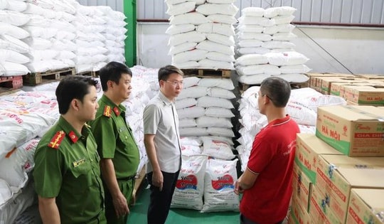 Nhiều nguy cơ sức khỏe tiềm ẩn với mì chính không rõ nguồn gốc