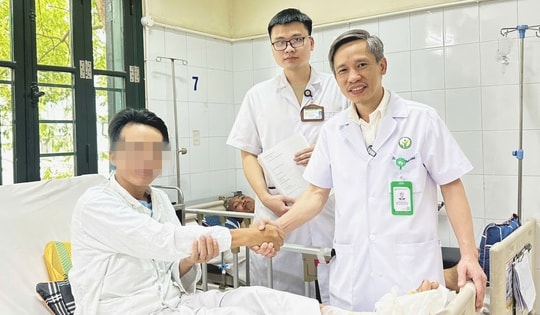 'Em muốn nhanh khỏe để trở lại đảo'...