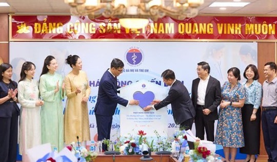 Phát động chiến dịch nâng cao nhận thức chăm sóc sức khoẻ mẹ và bé