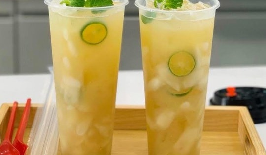 Đồ uống thanh nhiệt siêu hót được làm từ một loại quả chính vụ ngày hè bán đầy chợ Việt, chỉ từ 30.000 đồng/ly