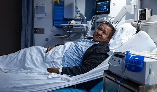 Lần đầu tiên ghép thành công bàng quang cho người