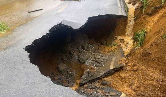 Lai Châu: Sạt lở nghiêm trọng trên Quốc lộ 4D