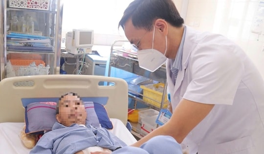 Người đàn ông ở Phú Thọ phát hiện mắc cùng lúc 2 bệnh ung thư từ dấu hiệu nhiều người bỏ qua