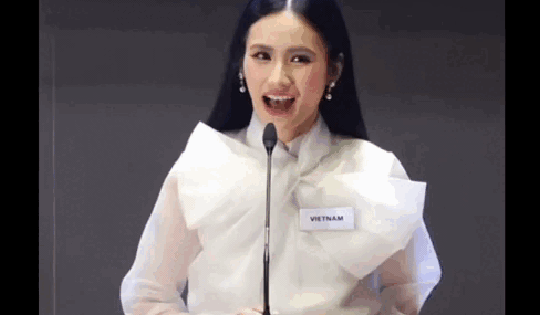 Hoa hậu quê Bình Định đã 'đối đầu' thế nào tại Miss World?